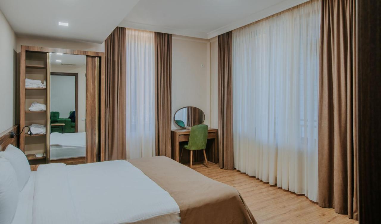 Zuzumbo Resort & Spa Telavi Buitenkant foto