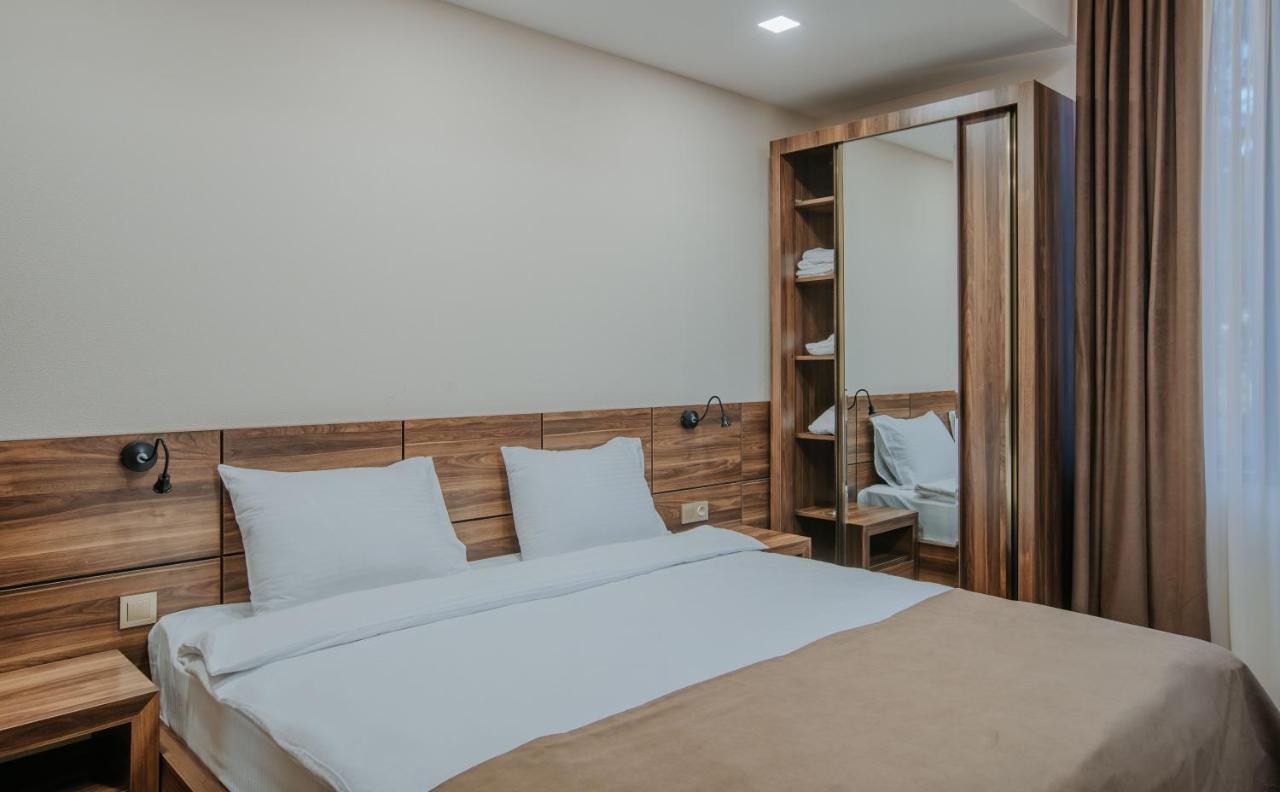 Zuzumbo Resort & Spa Telavi Buitenkant foto