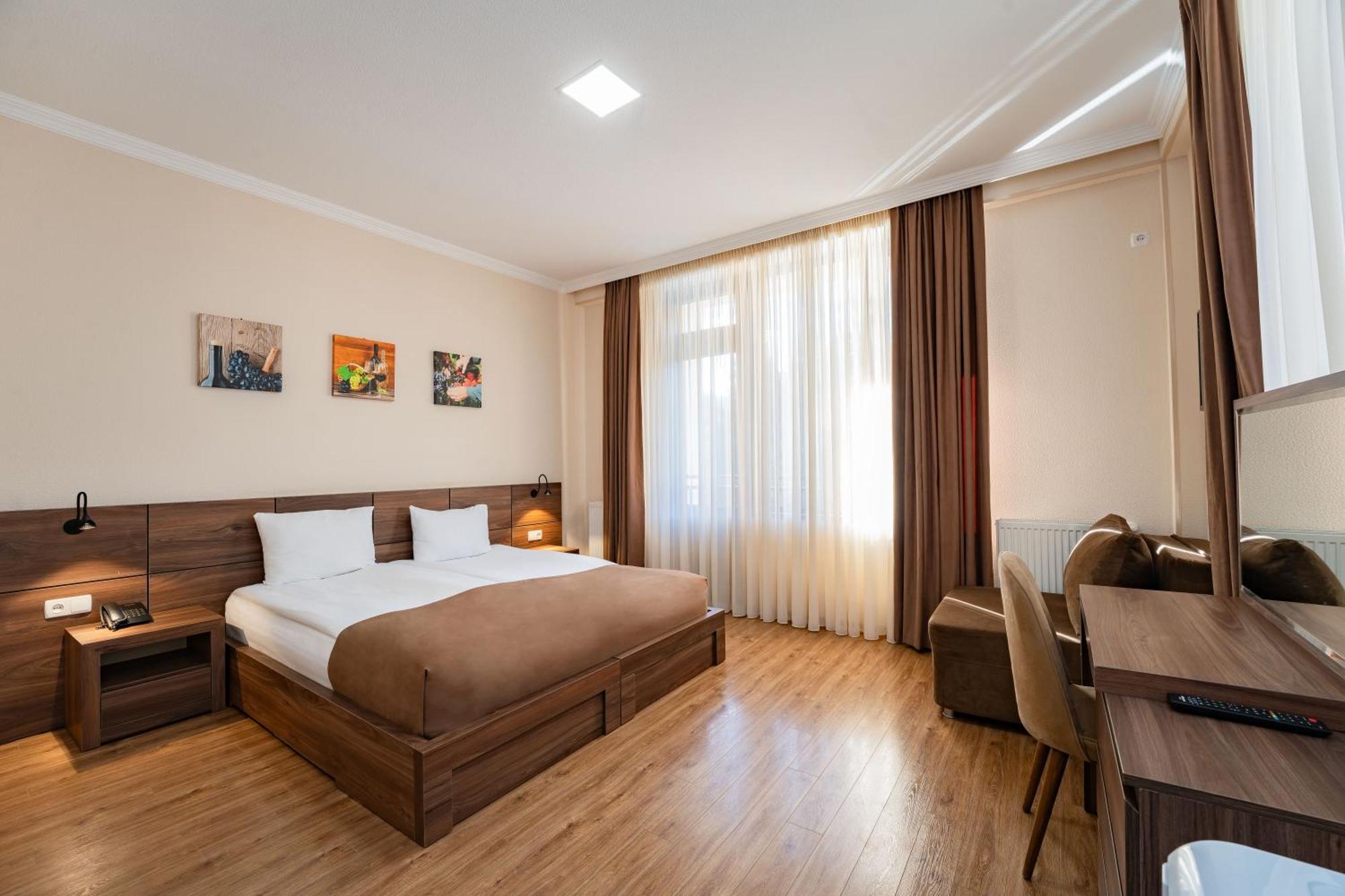 Zuzumbo Resort & Spa Telavi Buitenkant foto