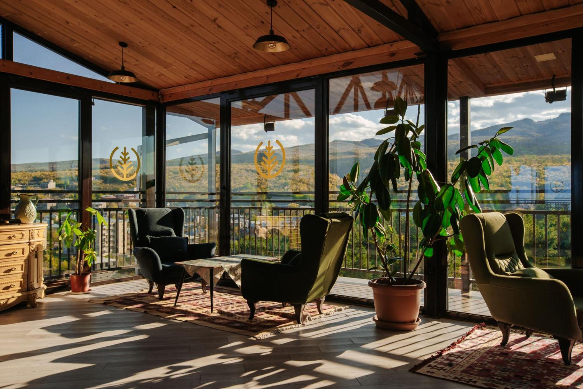 Zuzumbo Resort & Spa Telavi Buitenkant foto